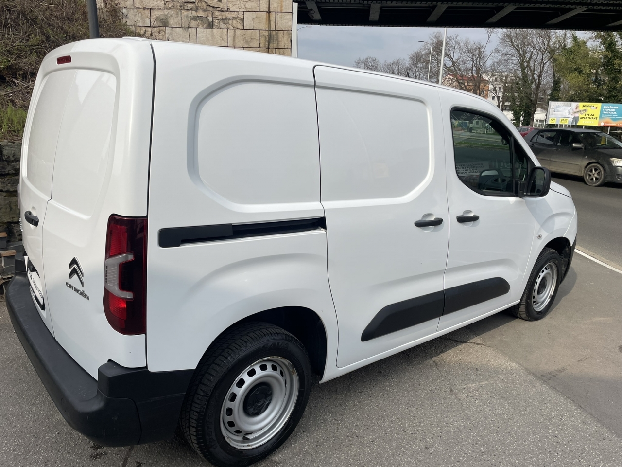Renault Espace iconic E-Tech full hybrid